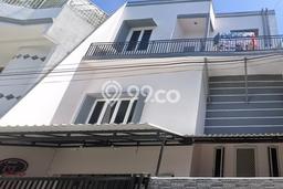 Hunian Luxury di Jakarta Barat Strategis Kondisi Baik Hunian Luxury di Jakarta Barat Strategis Kondisi Baik