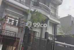 Dijual Rumah Luas Elegan Dengan View Eksklusif di Tomang, Jakarta Barat Dijual Rumah Luas Elegan Dengan View Eksklusif di Tomang, Jakarta Barat