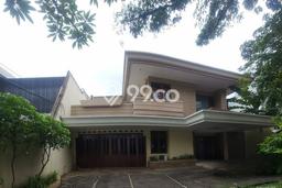 Disewakan Rumah Bagus di Menteng Harga Rp 600 Juta/ Tahun Disewakan Rumah Bagus di Menteng Harga Rp 600 Juta/ Tahun