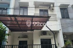 Jual Rumah Eksklusif 3 KT di Duri Kepa, Jakarta Barat Jual Rumah Eksklusif 3 KT di Duri Kepa, Jakarta Barat
