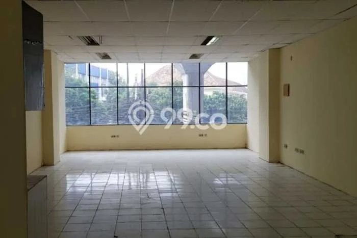 Area Ramai! Ruko Dijual di Kebayoran Baru untuk Bisnis Luas Bangunan 350m2 Area Ramai! Ruko Dijual di Kebayoran Baru untuk Bisnis Luas Bangunan 350m2