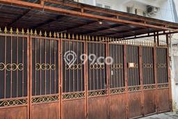 Disewakan! Rumah 3 Kamar Tidur &
2 Kamar Mandi di Duri Kepa, Jakarta Barat Disewakan! Rumah 3 Kamar Tidur &
2 Kamar Mandi di Duri Kepa, Jakarta Barat