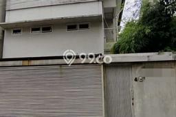 Rumah Modern Disewakan di Kebayoran Baru Jakarta Selatan Area Sangat Strategis Rumah Modern Disewakan di Kebayoran Baru Jakarta Selatan Area Sangat Strategis