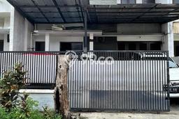 Rumah Elit Modern Tanpa Renovasi di Sunrise Garden Jakarta Barat Rumah Elit Modern Tanpa Renovasi di Sunrise Garden Jakarta Barat