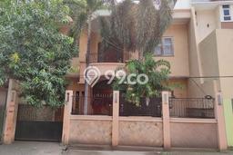 Rumah Elit Modern Tanpa Renovasi di Tanjung Duren Utara Jakarta Barat Rumah Elit Modern Tanpa Renovasi di Tanjung Duren Utara Jakarta Barat