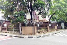 Rumah Elit Modern Siap Huni di Bendungan Hilir Jakarta Pusat Rumah Elit Modern Siap Huni di Bendungan Hilir Jakarta Pusat