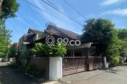 Rumah Elit Modern Tanpa Renovasi di Meruya Jakarta Barat Rumah Elit Modern Tanpa Renovasi di Meruya Jakarta Barat