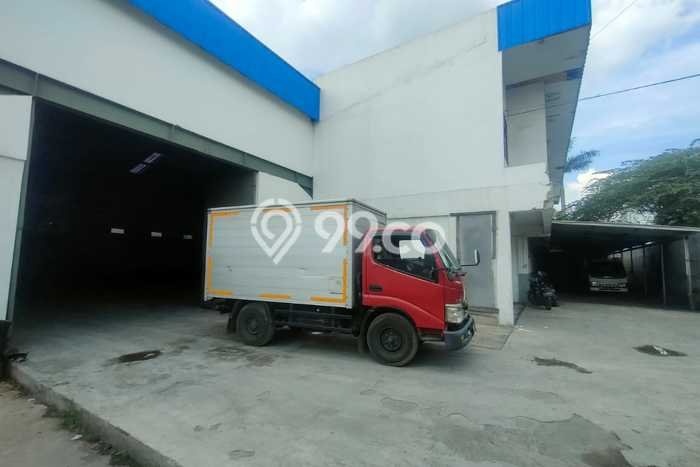 FOR SALE! Gudang di Cangkuang Bandung, LT 2030m2, LB 1400m2 FOR SALE! Gudang di Cangkuang Bandung, LT 2030m2, LB 1400m2