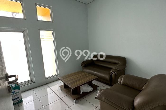 LOKASI PREMIUM! Gudang Kawasan Kopo, Luas 249m², Pusat Bisnis LOKASI PREMIUM! Gudang Kawasan Kopo, Luas 249m², Pusat Bisnis