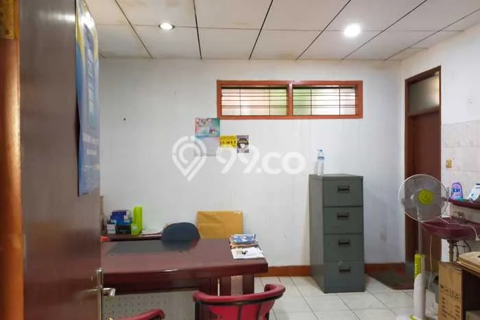 PELUANG EMAS! Ruko di Astanaanyar, Luas 450m², Nilai Profit Tinggi PELUANG EMAS! Ruko di Astanaanyar, Luas 450m², Nilai Profit Tinggi