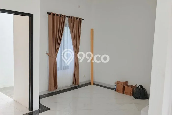 For Sale Rumah 3 Kamar Lokasi Strategis Nyaman dan Strategis di Duren Sawit For Sale Rumah 3 Kamar Lokasi Strategis Nyaman dan Strategis di Duren Sawit