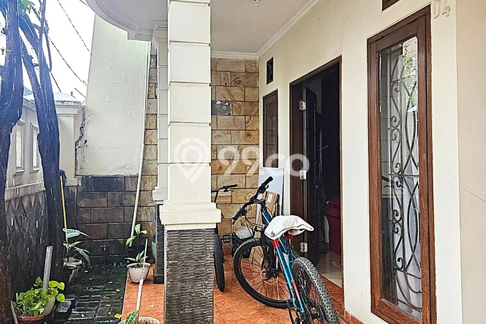 Hunian Mewah LB 160m2 Siap Huni Desain Elegan di Pejaten, Jakarta Selatan Hunian Mewah LB 160m2 Siap Huni Desain Elegan di Pejaten, Jakarta Selatan