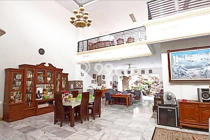 Rumah Elit Modern Siap Huni di Cawang Jakarta Timur Rumah Elit Modern Siap Huni di Cawang Jakarta Timur