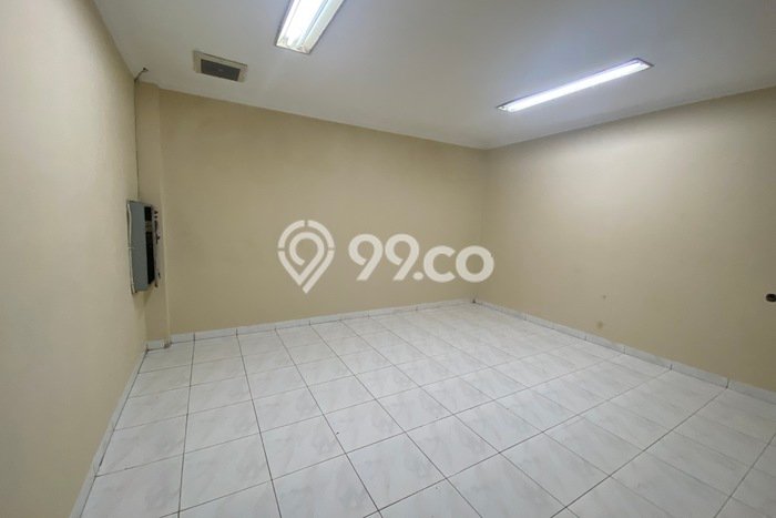Unit Ruko Dijual di Jakarta Utara LT 79m2 & LB 270m2 Unit Ruko Dijual di Jakarta Utara LT 79m2 & LB 270m2