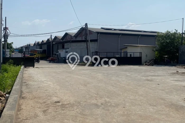 Unit Gudang disewakan di Kosambi Tangerang dengan LT 1500m2 / LB 650m2 Unit Gudang disewakan di Kosambi Tangerang dengan LT 1500m2 / LB 650m2