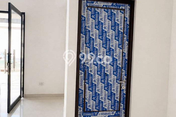 Gudang Disewa di Tangerang dengan LB 180m2 Area Komersial Ramai Gudang Disewa di Tangerang dengan LB 180m2 Area Komersial Ramai