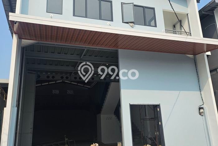 Unit Gudang Disewakan di Kapuk Kamal di Area Ramai & Strategis Unit Gudang Disewakan di Kapuk Kamal di Area Ramai & Strategis