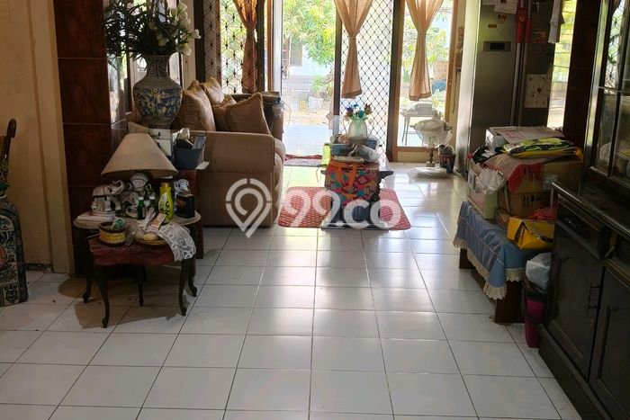 Rumah Elit LB 300m2 Siap Huni Desain Elegan di Pondok Tjandra, Sidoarjo Rumah Elit LB 300m2 Siap Huni Desain Elegan di Pondok Tjandra, Sidoarjo