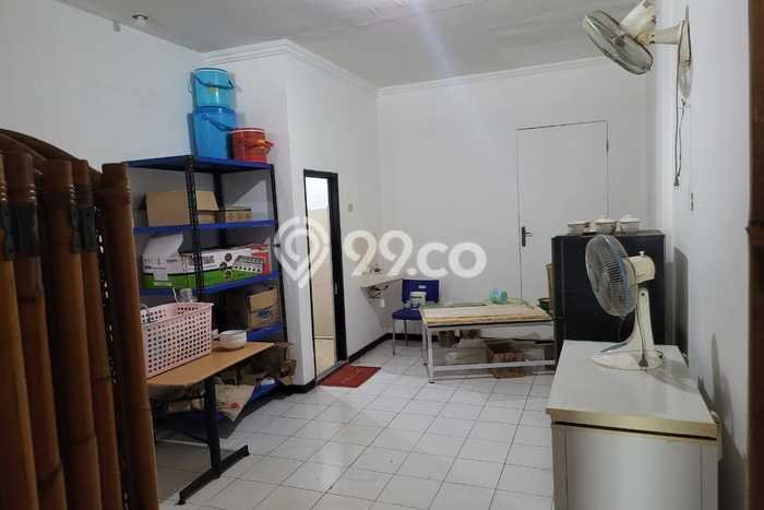 Unit Ruko Disewakan di Mulyosari di Area Ramai & Strategis Unit Ruko Disewakan di Mulyosari di Area Ramai & Strategis