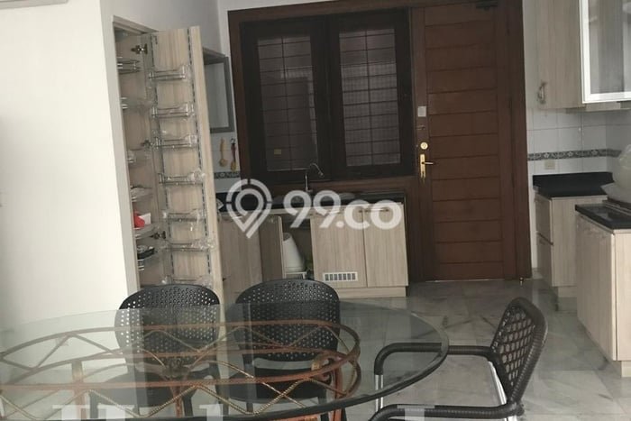Rumah sewa siap huni 3 KT di Kuningan, Jakarta Selatan Rumah sewa siap huni 3 KT di Kuningan, Jakarta Selatan
