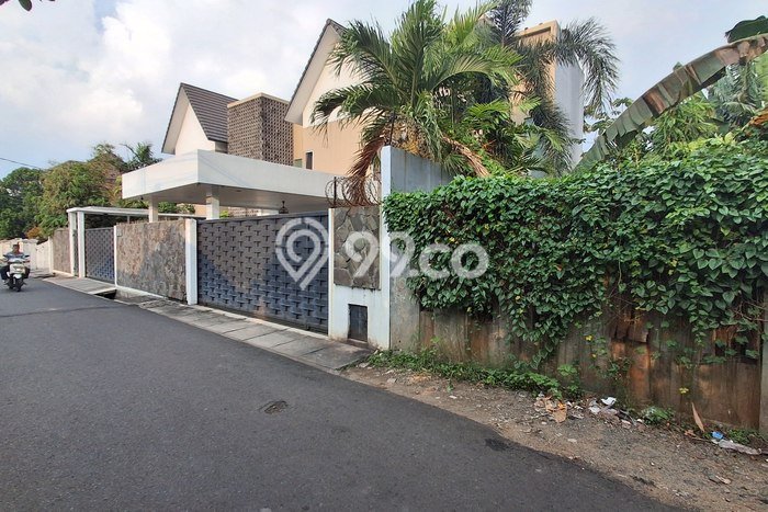Dijual Tanah di Jakarta Selatan, Luas 437m2 SHM Dijual Tanah di Jakarta Selatan, Luas 437m2 SHM