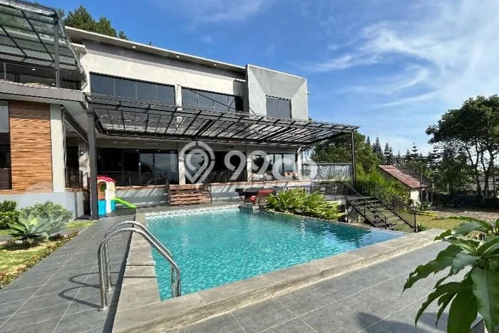 Vila di Cisarua, Luas 2115m2m², Lokasi Premium Vila di Cisarua, Luas 2115m2m², Lokasi Premium