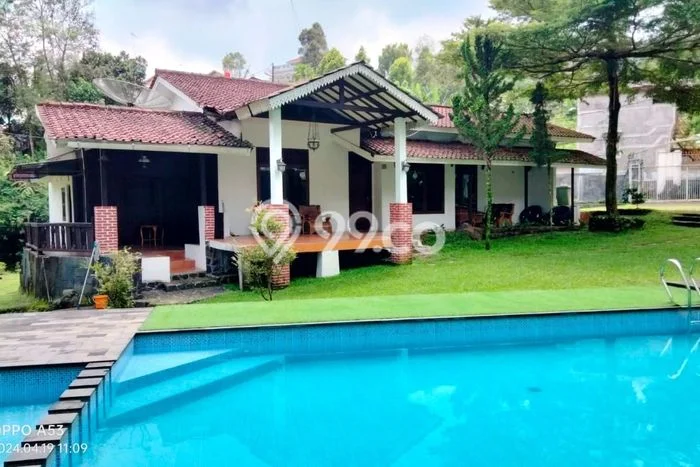 Vila Berkualitas Kawasan , Dimensi 2550m2m², Lokasi Premium dengan akses bagus Vila Berkualitas Kawasan , Dimensi 2550m2m², Lokasi Premium dengan akses bagus