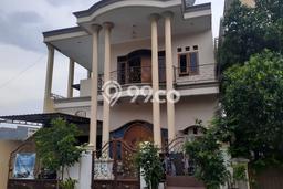 SEGERA MILIKI! Rumah di Ngaliyan, Semarang, Luas 235m2m² Bangunan 512m2m² SEGERA MILIKI! Rumah di Ngaliyan, Semarang, Luas 235m2m² Bangunan 512m2m²