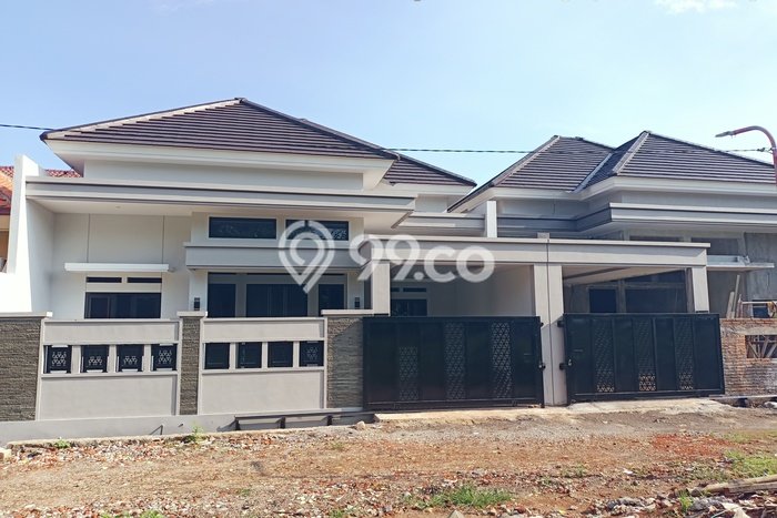 Jual Rumah Favorit Siap Huni LB 125m2 di Ngaliyan, Semarang Jual Rumah Favorit Siap Huni LB 125m2 di Ngaliyan, Semarang