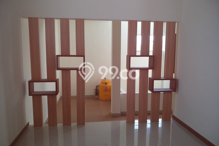 Dijual Hunian Rumah Nyaman 4 Kamar di Mulyosari, Surabaya Dijual Hunian Rumah Nyaman 4 Kamar di Mulyosari, Surabaya