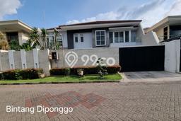 Best Deal Hunian Premium Ideal dan Luas di Wiyung, Surabaya Best Deal Hunian Premium Ideal dan Luas di Wiyung, Surabaya