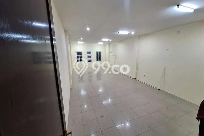 Unit Ruko Dijual di Jakarta Barat LT 67m2 & LB 268m2 Unit Ruko Dijual di Jakarta Barat LT 67m2 & LB 268m2