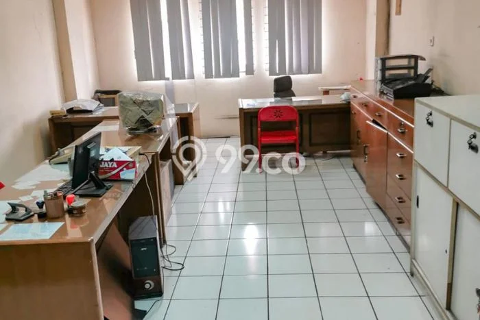 Ruko Dijual di Prime Area Jakarta Barat Luas 400m2 Ruko Dijual di Prime Area Jakarta Barat Luas 400m2