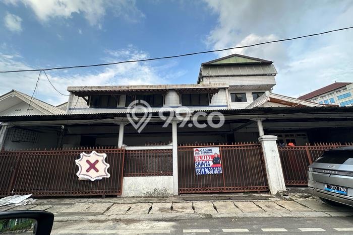 Gudang Dijual di Jakarta Pusat LT 189m2 & LB 300m2 Lokasi Terbaik! Gudang Dijual di Jakarta Pusat LT 189m2 & LB 300m2 Lokasi Terbaik!