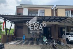 Hunian Mewah LB 200m2 Siap Pakai Desain Elegan di Kota Wisata, Bogor Hunian Mewah LB 200m2 Siap Pakai Desain Elegan di Kota Wisata, Bogor