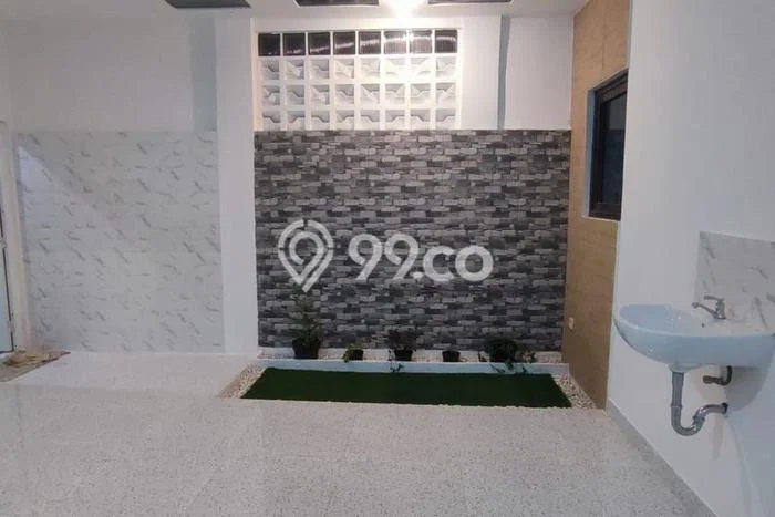 Rumah di Ciateul, LT 130m2m², LB 110m2m² Rumah di Ciateul, LT 130m2m², LB 110m2m²