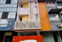 Rumah Mewah LB 280m2 Siap Huni Desain Elegan di Petojo, Jakarta Pusat Rumah Mewah LB 280m2 Siap Huni Desain Elegan di Petojo, Jakarta Pusat
