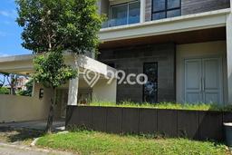 Rumah Luxury Modern Tanpa Renovasi di Citraland Surabaya Rumah Luxury Modern Tanpa Renovasi di Citraland Surabaya