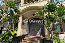 Rumah Elit Modern Siap Huni di Graha Surabaya Rumah Elit Modern Siap Huni di Graha Surabaya