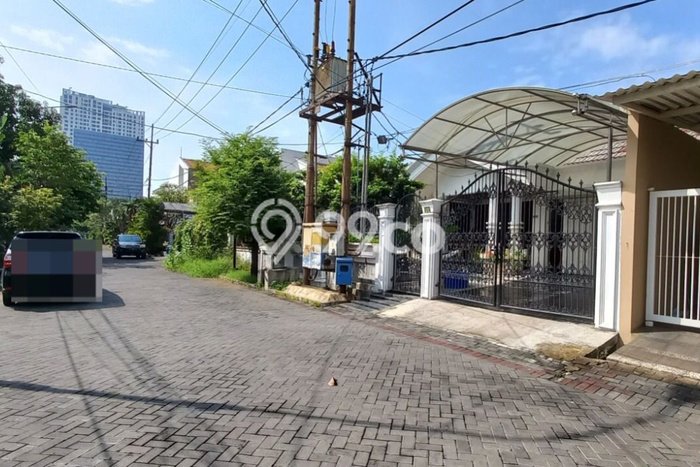 Rumah Luxury Modern Tanpa Renovasi di Kertajaya Surabaya Rumah Luxury Modern Tanpa Renovasi di Kertajaya Surabaya