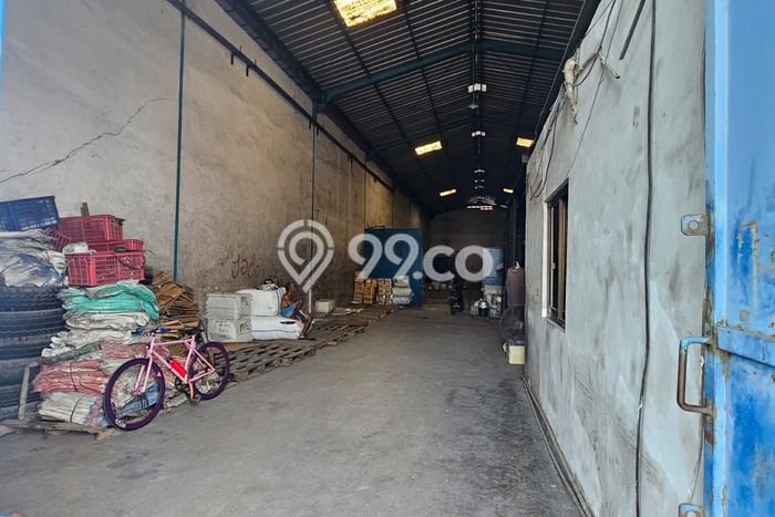 Unit Gudang Dijual di Kenjeran Surabaya Luas Bangunan 480m2 Unit Gudang Dijual di Kenjeran Surabaya Luas Bangunan 480m2