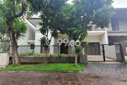 Ready to Use! Luxury House LT 375m2 Desain Modern di Graha Ready to Use! Luxury House LT 375m2 Desain Modern di Graha