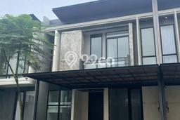 Hunian Mewah LB 160m2 Siap Pakai Desain Elegan di Citraland, Surabaya Hunian Mewah LB 160m2 Siap Pakai Desain Elegan di Citraland, Surabaya