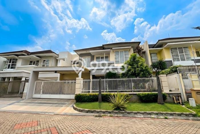 Hunian Mewah Dijual LT 450m2 di Sukolilo, Surabaya Hunian Mewah Dijual LT 450m2 di Sukolilo, Surabaya