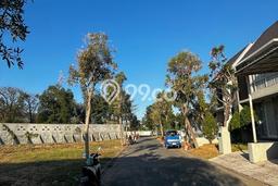 PENAWARAN MENARIK! Tanah di , Luas 198m2m², Lokasi Strategis PENAWARAN MENARIK! Tanah di , Luas 198m2m², Lokasi Strategis