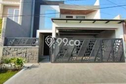 Rumah kawasan Kedung Baruk, Surabaya, Luas 200m2m² LB 300m2m² Rumah kawasan Kedung Baruk, Surabaya, Luas 200m2m² LB 300m2m²