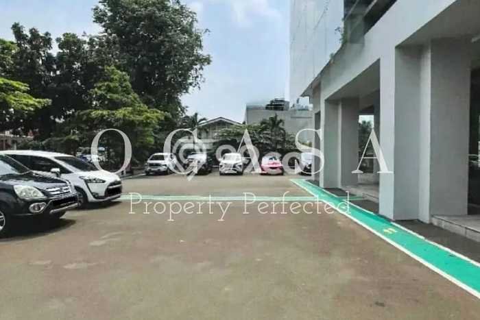 Kantor Dijual di Prime Area Jakarta Selatan Luas 11840m2 Kantor Dijual di Prime Area Jakarta Selatan Luas 11840m2