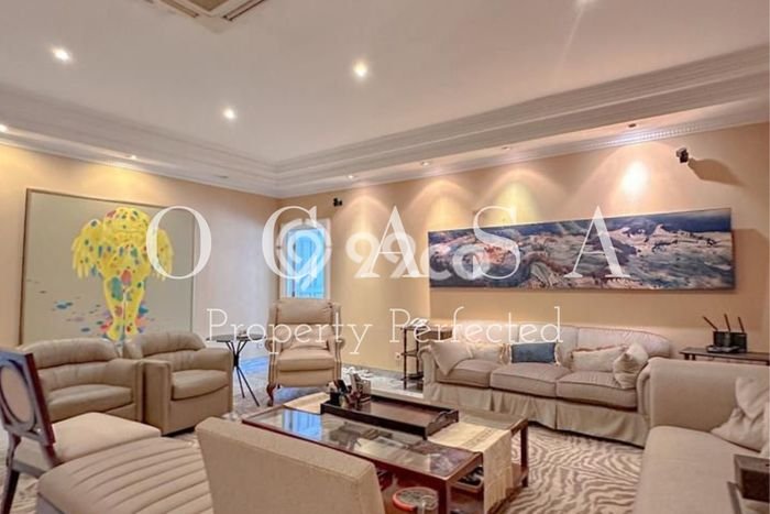 Rumah Mewah Siap Huni LT 785m2 di Menteng, Jakarta Pusat Rumah Mewah Siap Huni LT 785m2 di Menteng, Jakarta Pusat