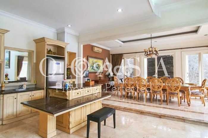 Rumah Elit Modern Tanpa Renovasi di Permata Hijau Jakarta Selatan Rumah Elit Modern Tanpa Renovasi di Permata Hijau Jakarta Selatan