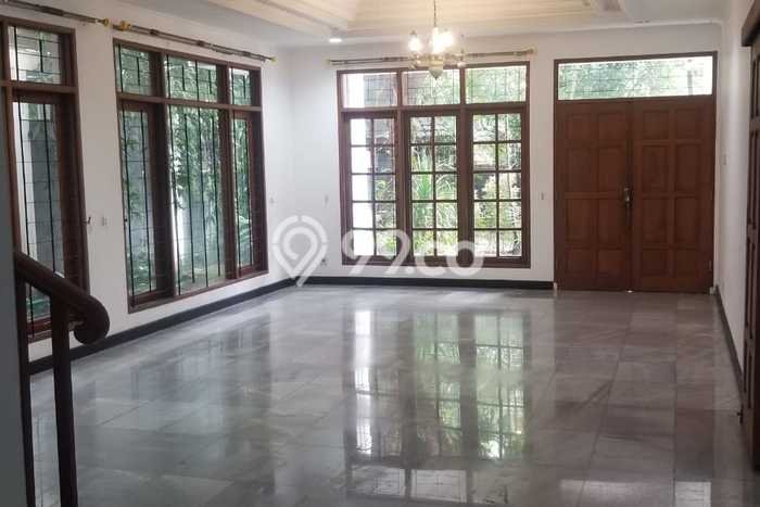 Hunian Modern dengan LT 540m2 & LB 400m2 Dikontrakkan di Kuningan Hunian Modern dengan LT 540m2 & LB 400m2 Dikontrakkan di Kuningan